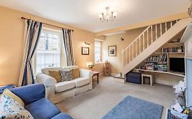Peaseblossom House, A Charming Grade II Listed Building, In A Great Location In Alnwick
